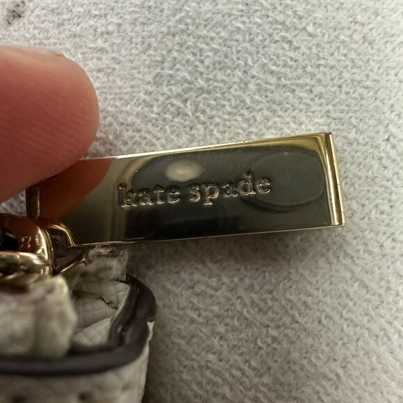 Kate Spade Straw Clutch With Strawberry Embroidery & Zip Closure - Picture 5 of 10